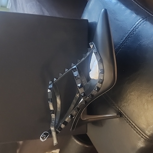 Valentino Garavani - Picture 2 of 7